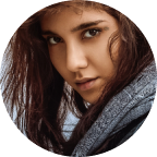 Portrait of Leslie Alexander